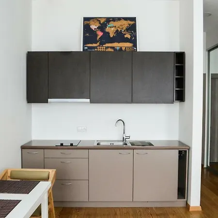 Auros Apartamentai Διαμέρισμα *